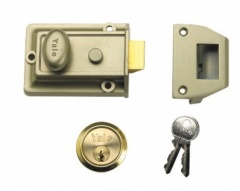 Yale Traditional Nightlatch P77 60mm Pb (P-77-ENB-PB-60)