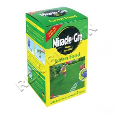 Miracle Gro Lawn Food Reviews : Miracle-Gro Fast Green Liquid Concentrate Small Lawn Food ... / Encourages a soft green carpet of grass that will be the pride of the neighborhood.